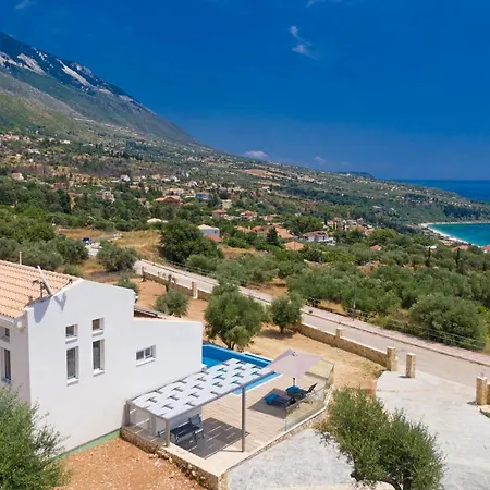 Michou Thalassa By 劳德哈塔