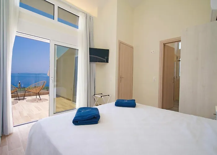 Villa Michou Thalassa By *